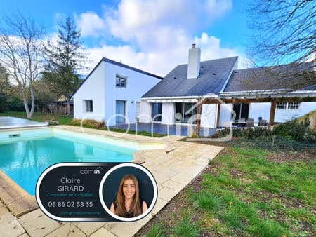 maison d'architecte lumineuse et fonctionnelle avec parc arboré et piscine - 5 kms au sud 