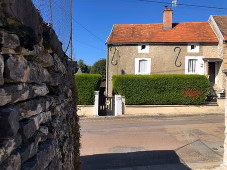 maison de village rénové à 7 km de châtillon sur seine (vilotte)