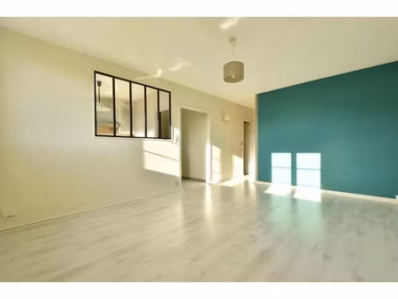 location appartement 3 pièces 64 m² à colombes (92700)  1 490 €