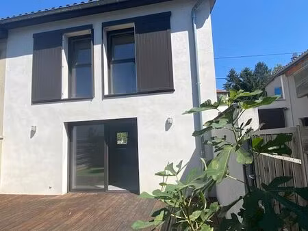maison jumelée - 92m ²