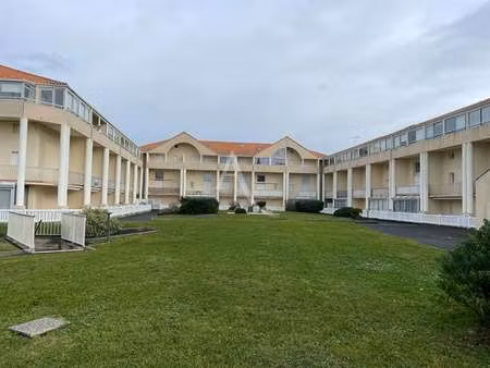 vente appartement 3 pièces à saint-hilaire-de-riez (85270) : à vendre 3 pièces / 25m² sain