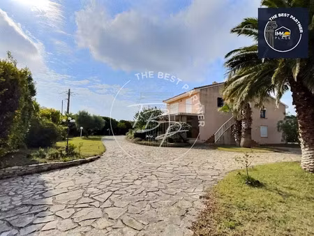 location meublée maison 6 pièces 222 m² à beziers (34500)  2 500 €