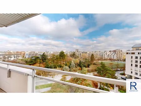 appartement en résidence sénior de 67 m2 avec balcons panoramiques à boulogne billancourt 