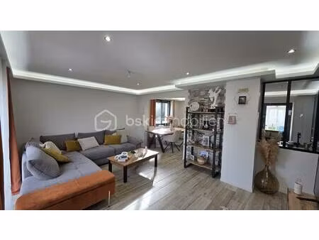 maison de 74 m² à abondant