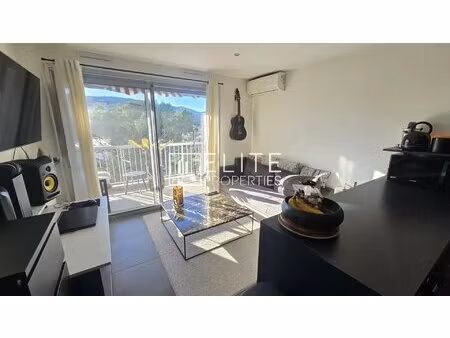 appartement 2 pièces 30m² avec parking & cave + piscine