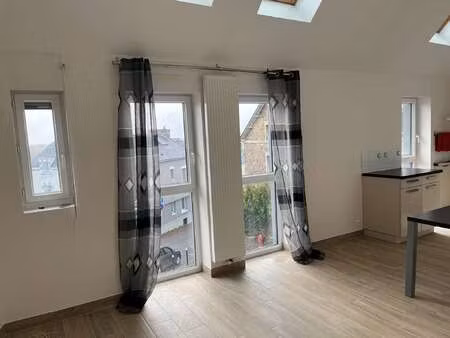location appartement 3 pièces à couëron (44220) : à louer 3 pièces / 63m² couëron