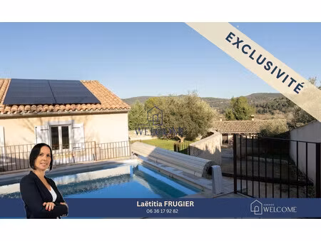 maison lumineuse 4 pièces avec piscine