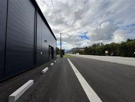 location commerce loriol sur drome 169 m²