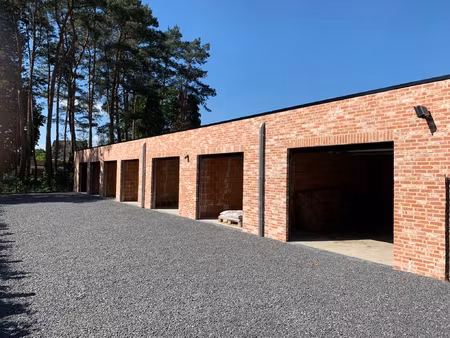 garage te huur in balen