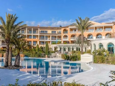 appartement 2 pieces tout à pied dans le golfe de saint tropez