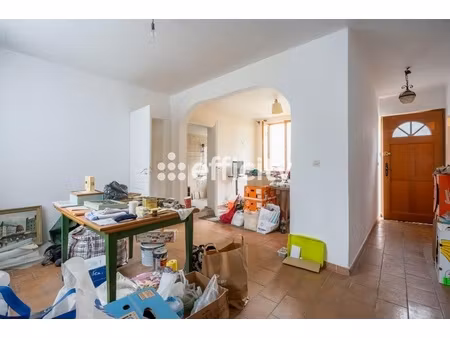 maison 3 pièces - 75 m²