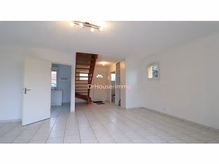 vente maison 4 pièces 82.8 m² à toulenne (33210)  198 000 €