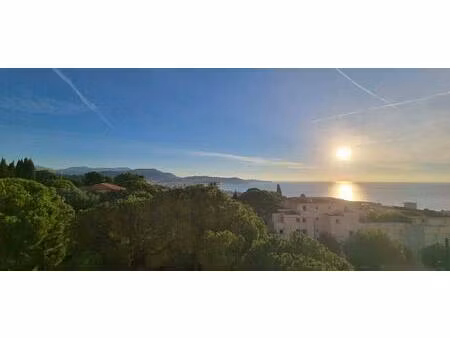 location appartement 2 pièces 66 m² à nice (06000)