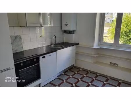 location appartement 3 pièces 70 m² à vannes (56000)