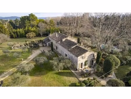 achat maison 14 pièces 460m² eygalieres 13810