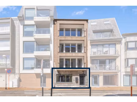 appartement te koop in bredene met 2 slaapkamers