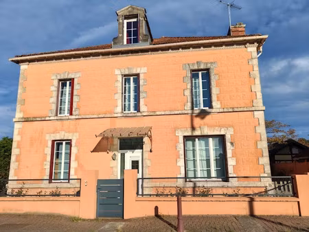 vente maison 6 pièces 207 m² à rion-des-landes (40370)  198 500 €