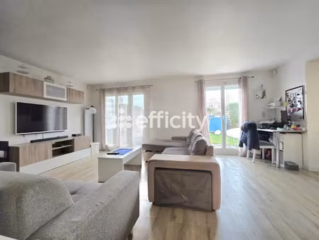 vente maison 5 pièces 96 m² à elancourt (78990)  350 000 €