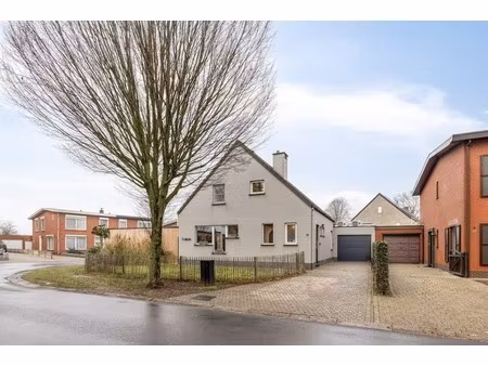 huis te koop in kalmthout met 4 slaapkamers