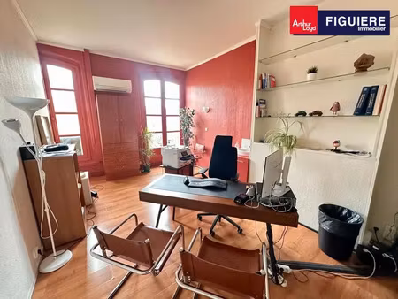 bureaux indépendants au sein d'un centre médical