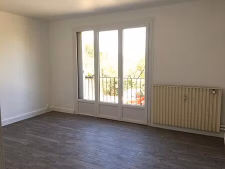 location appartement 1 pièce 28m² chartres 28000