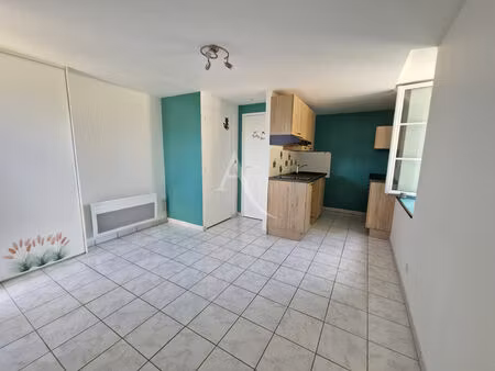 location appartement 1 pièce 21m² bellevigne en layon 49380