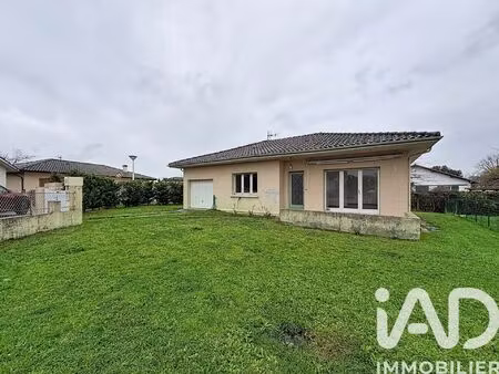 location maison 2 pièces 64 m² à saint-pierre-du-mont (40280)