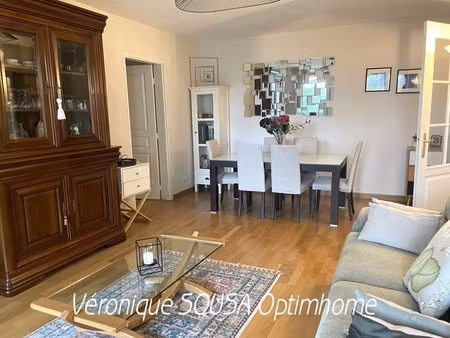 appartement 3 pièces avec terrasse au cœur de la verdure à saint germain en laye