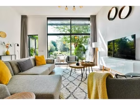 **rare à saisir: beau 4 pièces avec jardin**