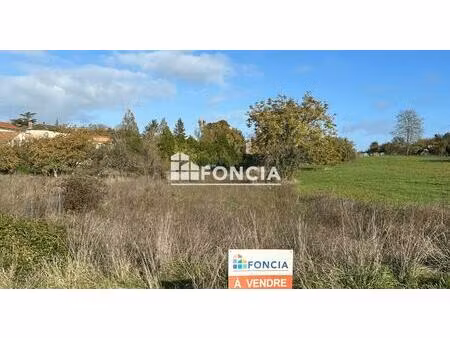 terrain à vendre – salles-d’angles (16130)