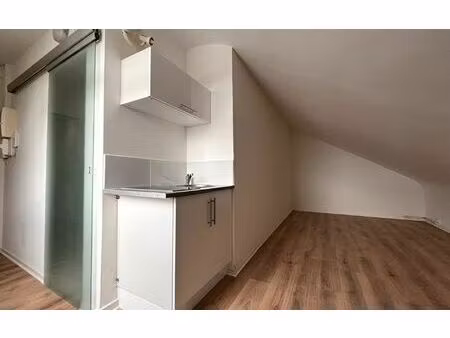 location appartement  m² t-1 à armentières  299 €
