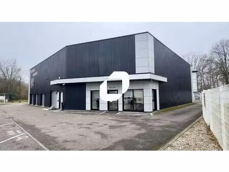 local d'activités à vendre