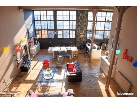 loft lumineux de 235m2 à roubaix8