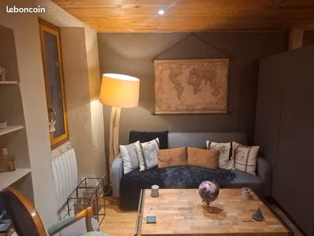 maison meublée 80m² entièrement rénovée centre historique rumilly accès facile annecy & ge