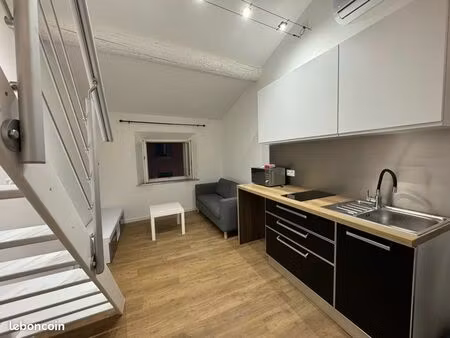 magnifique studio en mezzanine