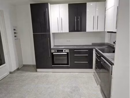 appartement f4 rez-de-chaussée avec son jardin