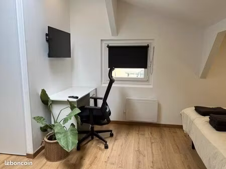 studio indépendant meublé de 19 5 m² situé à orsay (quartier mondétour)  proche paris-sacl
