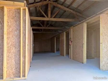 box de stockage 10m2  tréméoc  plusieurs surfaces disponibles  accès 7j/7  garde meubles p