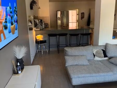 t4 3 chambres 2 places parking