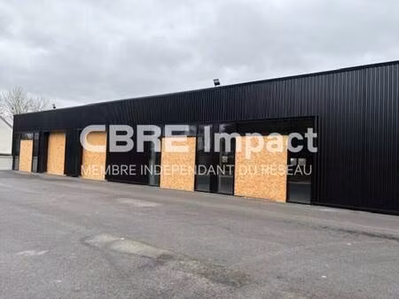 local d'activités à louer