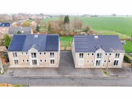 appartement rénové à moxhe avec terrasse et jardin!