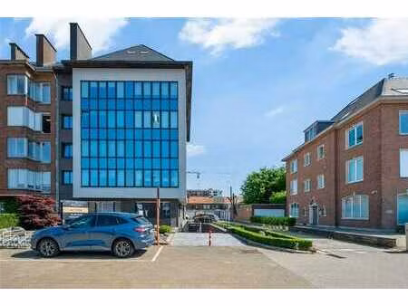 charmant appartement de 2 chambres à coucher à sint-niklaa