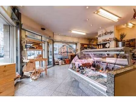 st gilles-commerce/entrepôt/atelier/garage intérieur