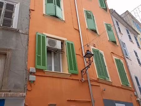 t2 46m2 lumineux centre ville piéton