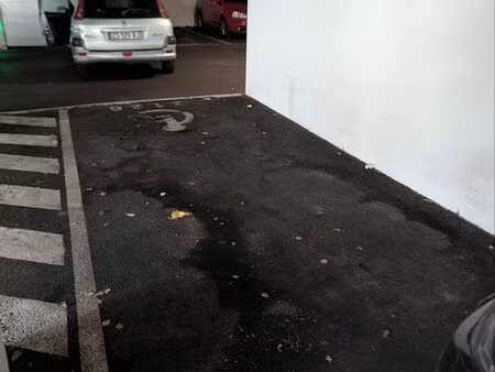 parking couvert quartier bastide