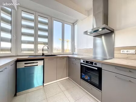 appartement 5 pièces 92 m²