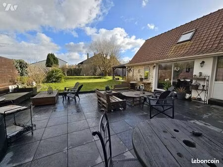 maison 6 pièces 158 m²