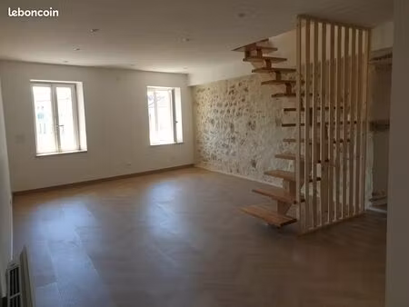 t3 cosy centre ville belley