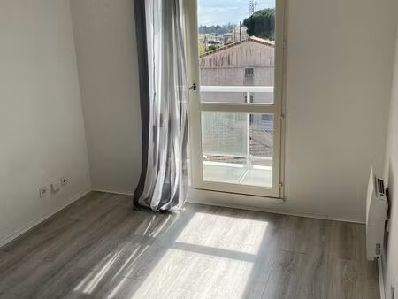 studio 20m² - talence 33400 (médoquine)