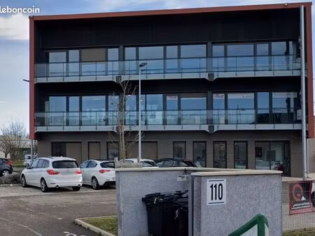 bureaux à louer 111m2 beynost avec possibilité surface 286m2